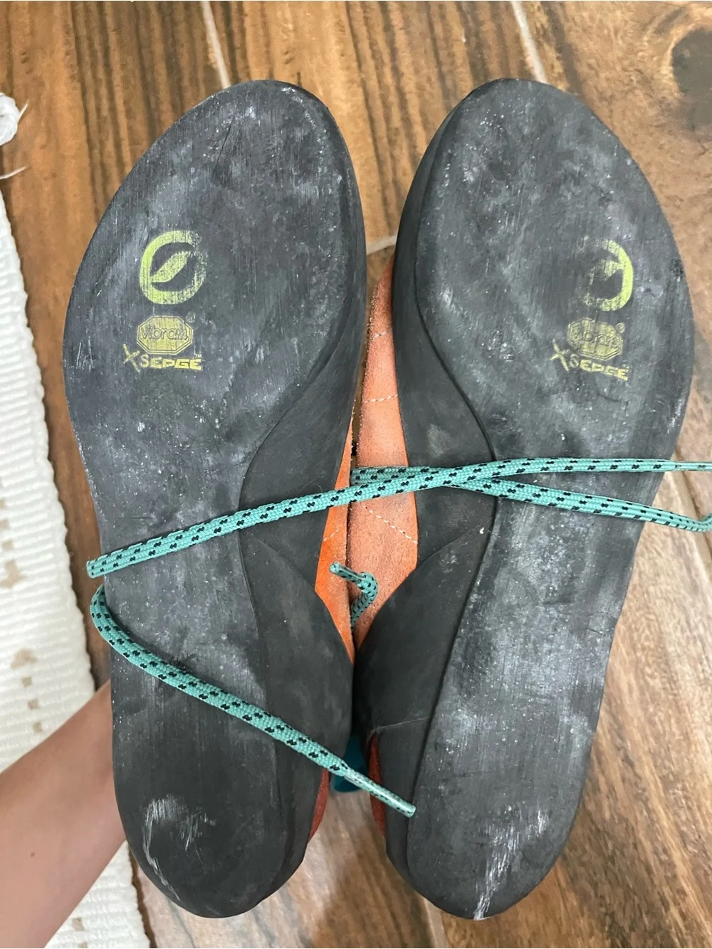 Scarpa Helix WMN Orange Lace-Up Climbing Shoes with Teal Laces - 39